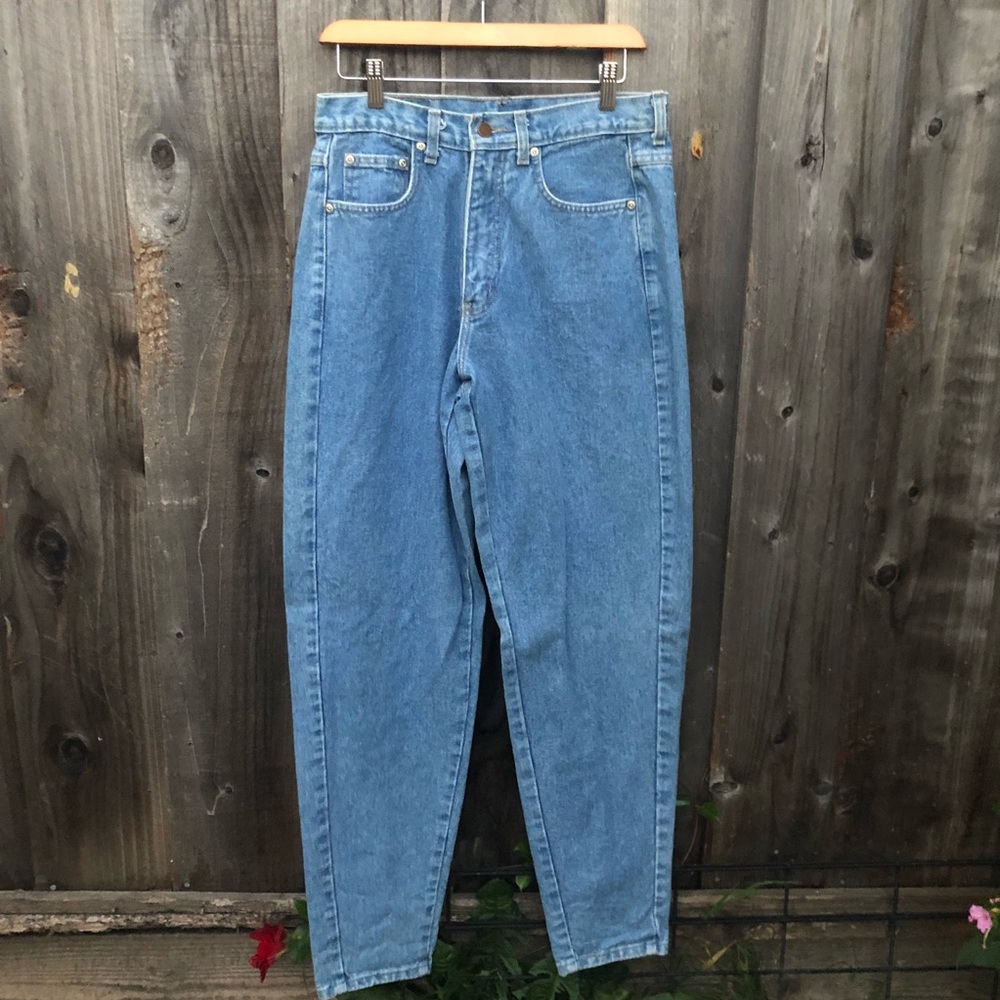 Vintage high waisted jeans